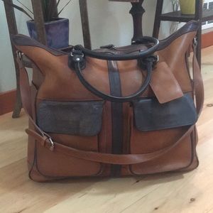 Leather luggage bag